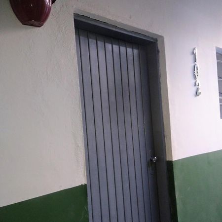 Hospedagem Primeira Quadra Da Praia Praia Grande  Ngoại thất bức ảnh